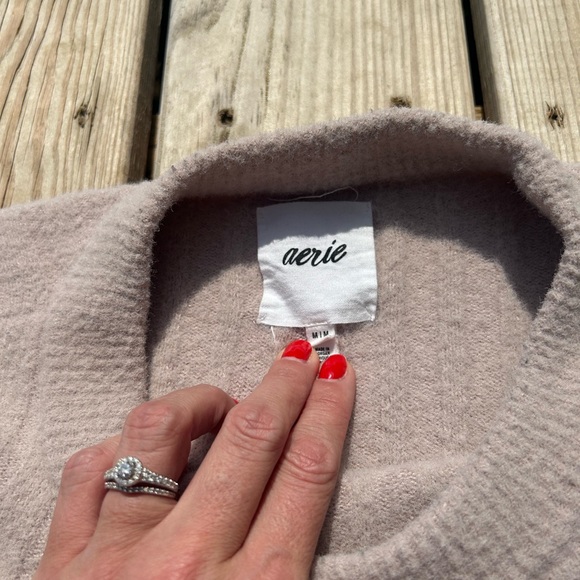 Aerie Sz M Womens Comfy Beige Chunky Sweater Super Soft Cozy - Picture 7 of 16